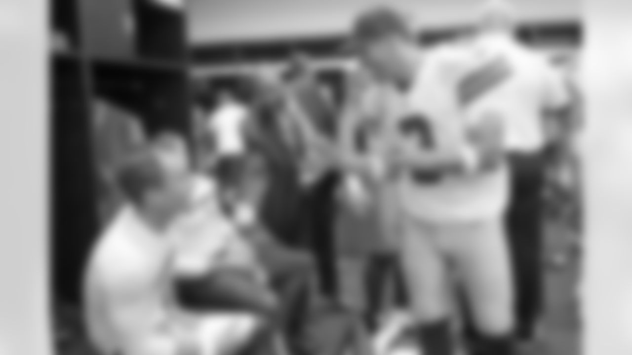 temp79_HouGal_100514--nfl_mezz_1280_1024.jpg
