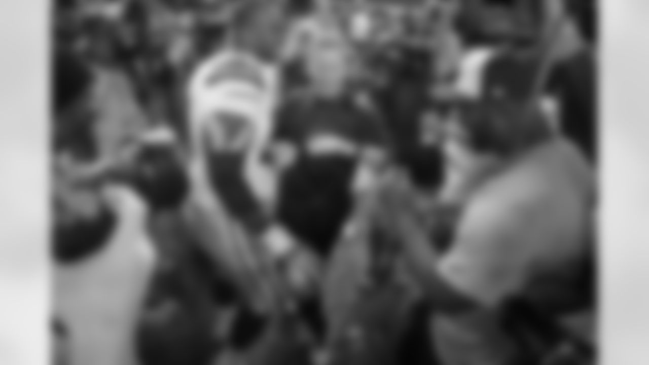 20141221_ind_dal_quickies260.jpg