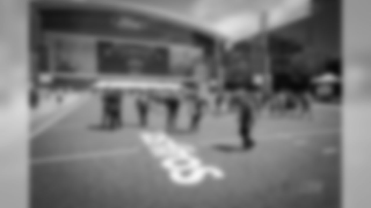 20160827_star_kickoff_quickies082.jpg
