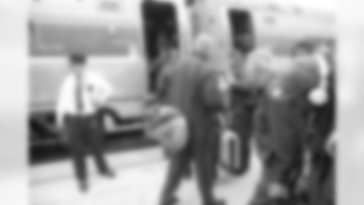 temp20140806_DAL_train_quickies09.jpg