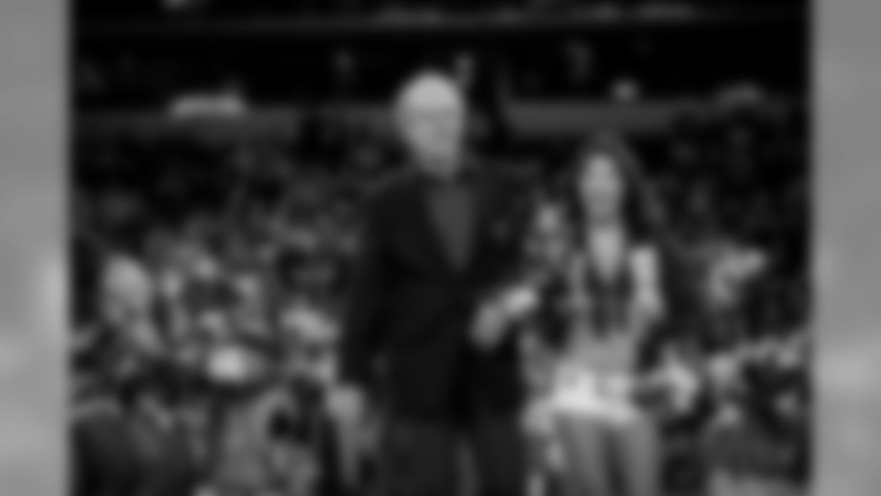 20181129_DAL_Halftime_JJ2052