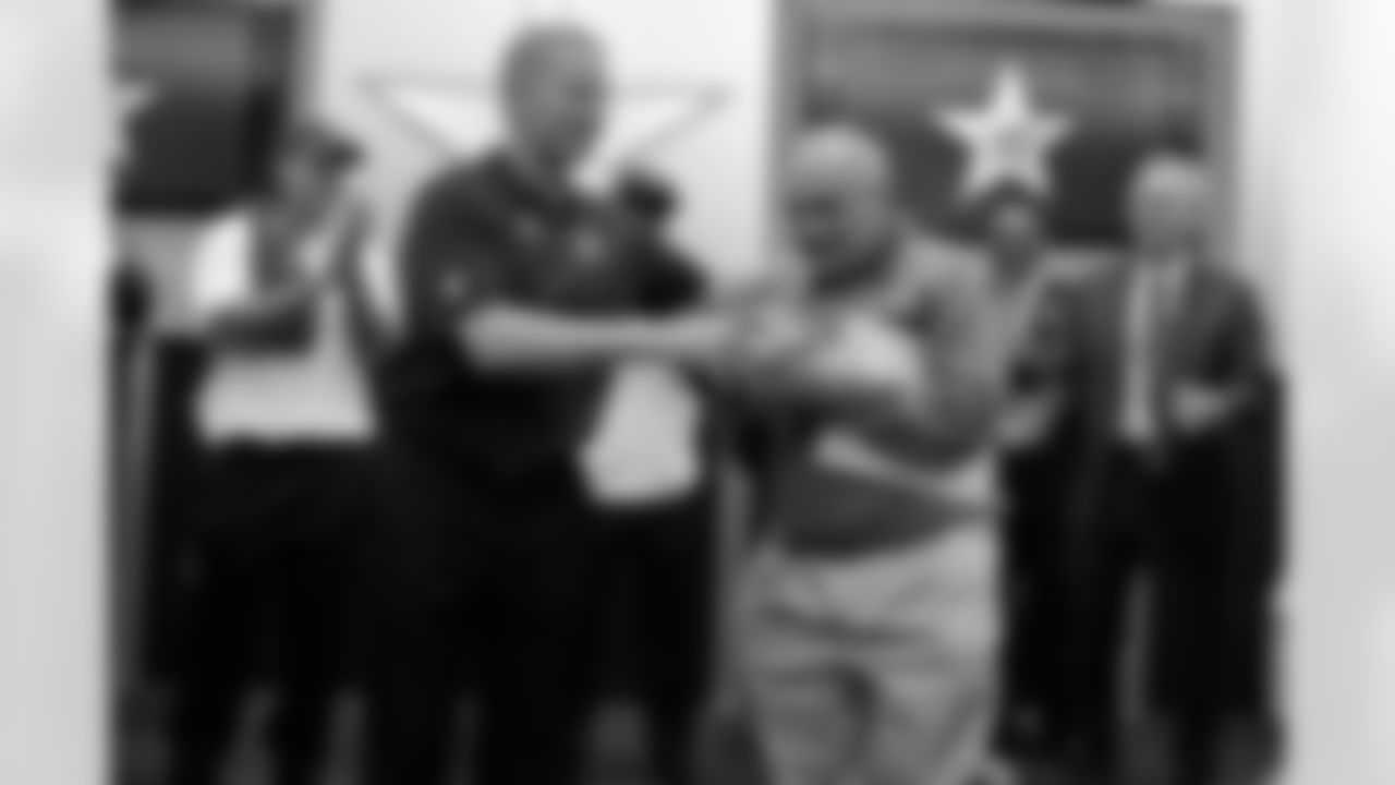 temp80_HouGal_100514--nfl_mezz_1280_1024.jpg
