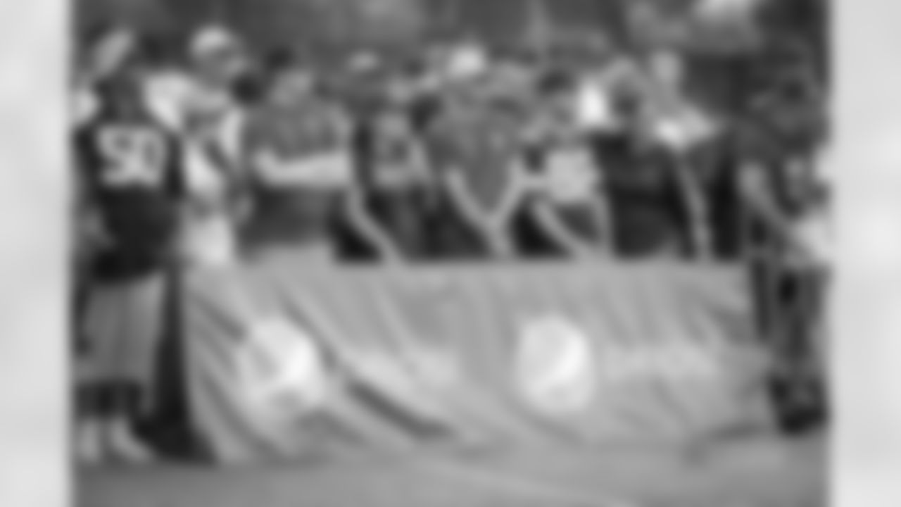 20160807_dal_fans08_0.jpg
