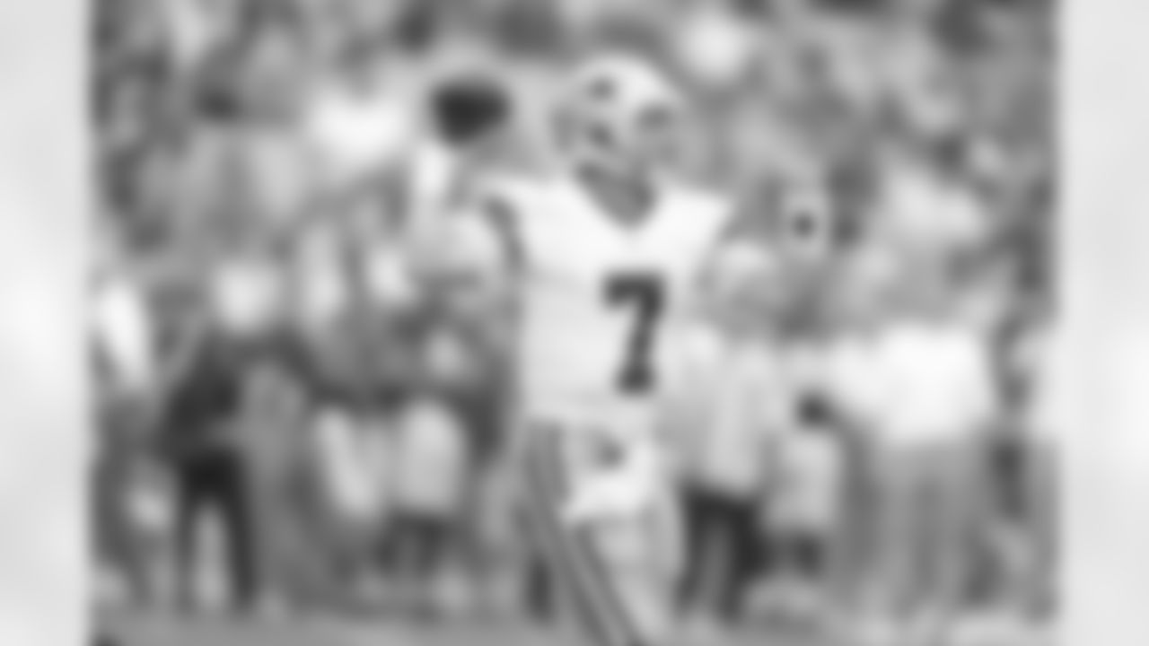 temp20130817_DAL_AZ_quickies109.jpg