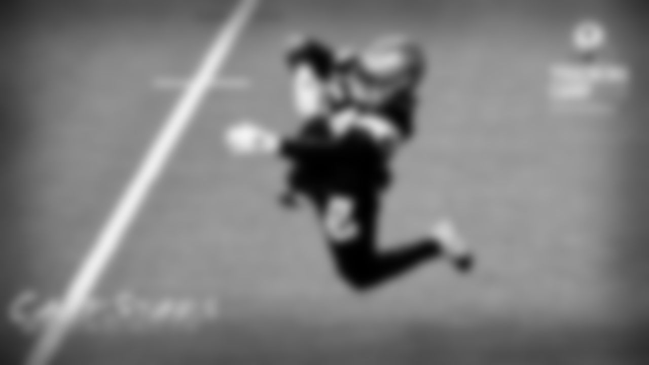 Jaylon Smith
Nick Eatman: The Cowboys had a hard time doing anything side to side on Tuesday and Smith was a reason for that. He can fly to the football and shut down some of the wide plays. Say what you want about his coverage, but getting to the football is Smith's strength and it was on display.