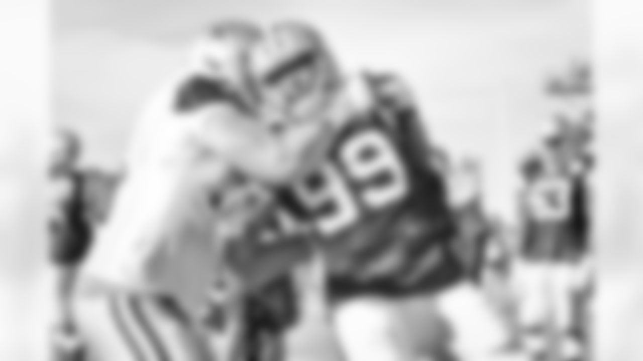 08022015_training_camp_afternoon_russell_jj867.jpg
