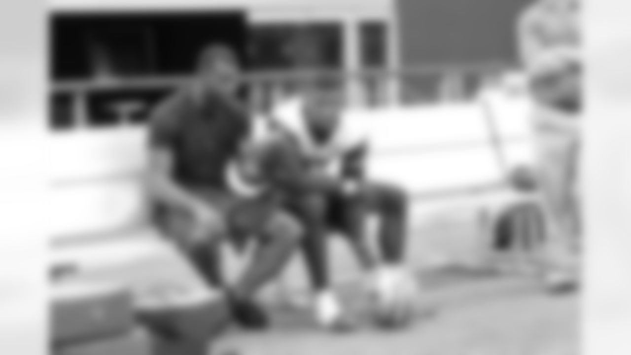 20150618_dal_minicamp_quickies23.jpg