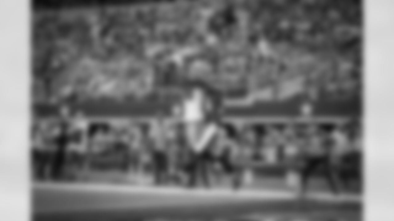 20161120_bal_dal_quickies197.jpg