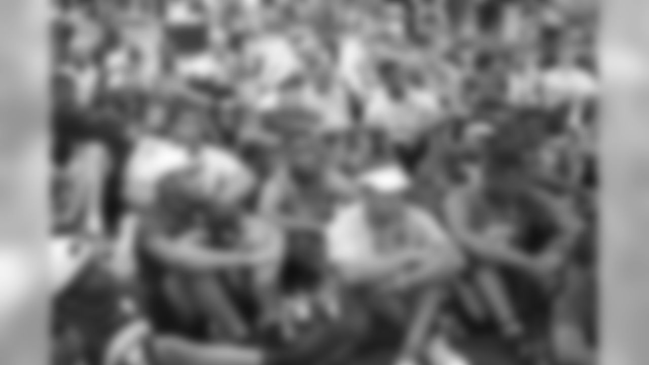 temp20140612_DAL_CowboysU_quickies213.jpg