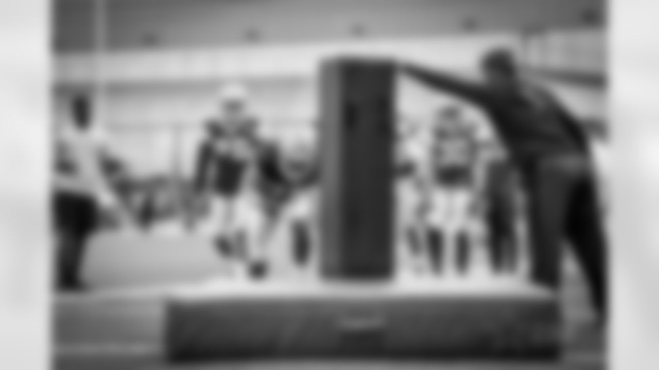 20161109_practce_selects_jj0179.jpg