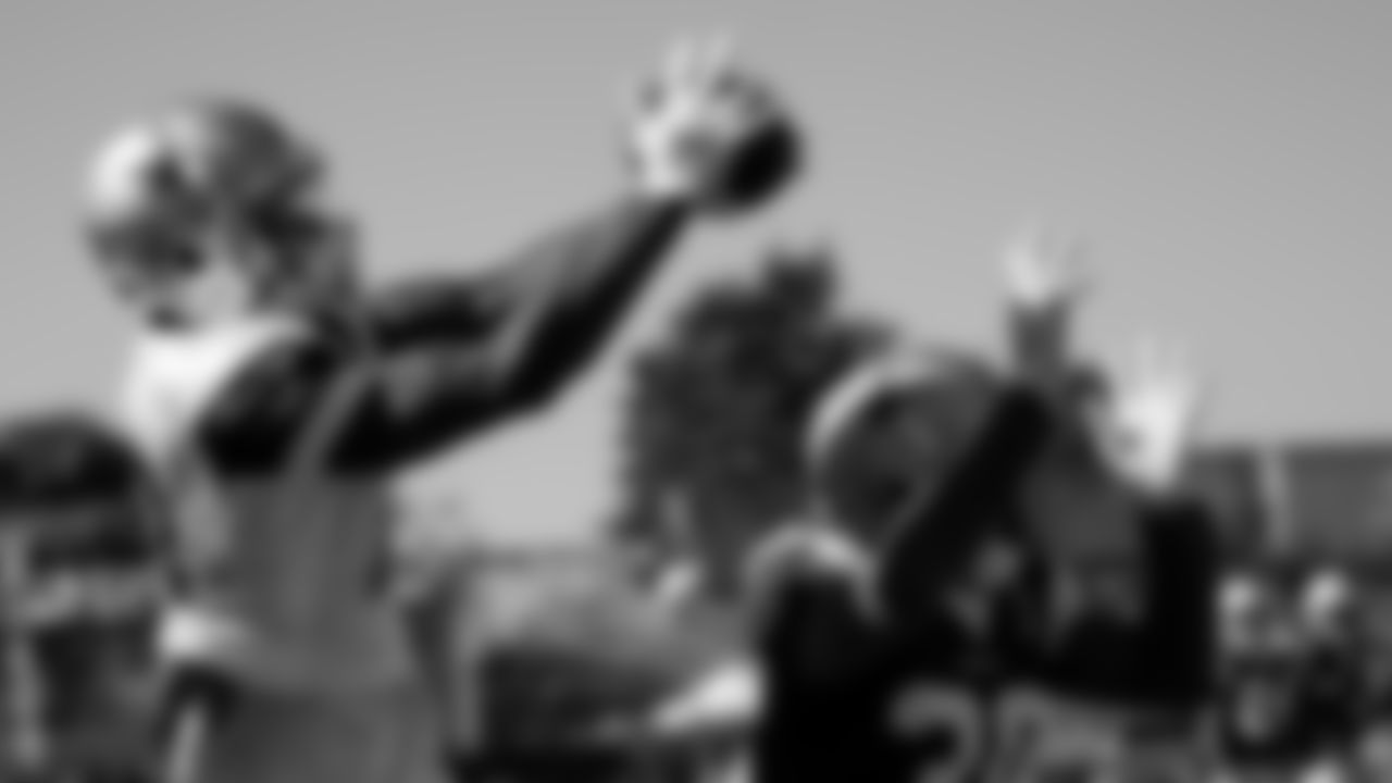2019-Training-Camp-Practice-13-thumb