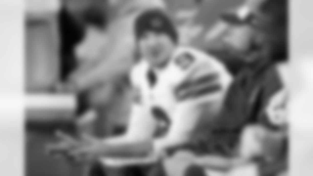 romo_20141123_dal_nyg_quickies078.jpg