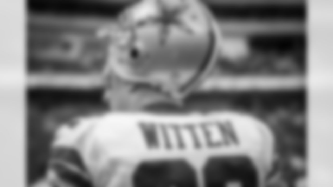20161002_dal_vs_sf_jason_witten_selects_jj1144.jpg