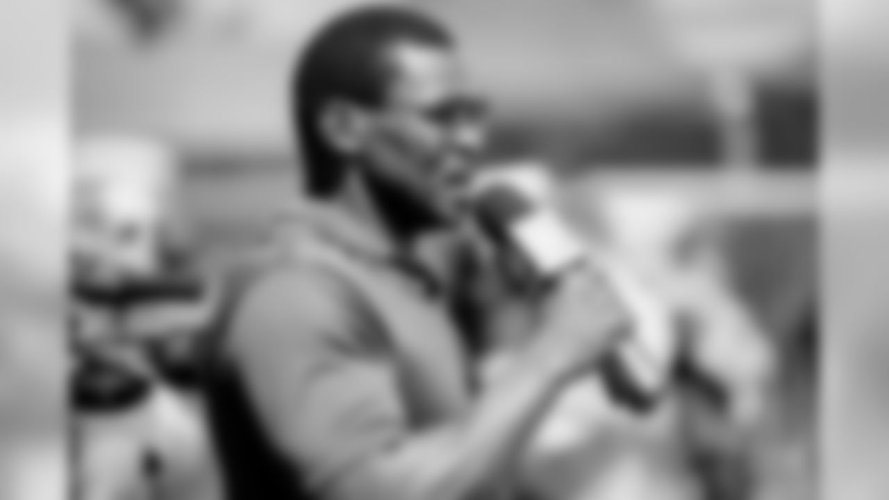 20180807_Training Camp_Michael Irvin_Selects_JJ_006411