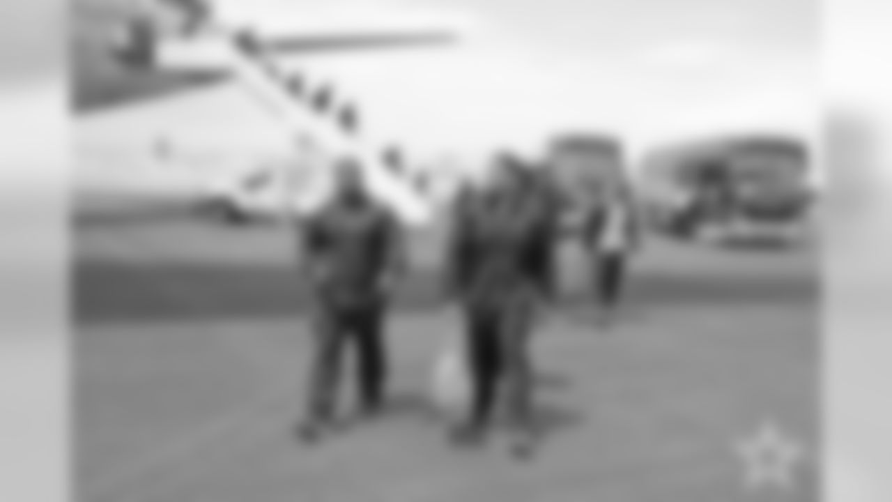 24 July 2019: Players
of the Dallas Cowboys arrive at Los Angeles International airport for training camp. Photo by James D. Smith/Dallas Cowboys