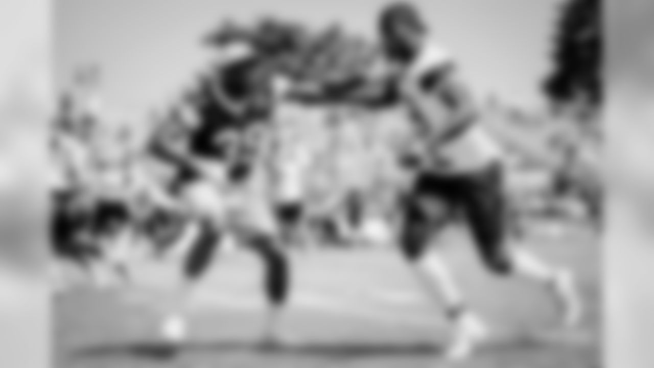 20180807_Training Camp_MArquez White_Selects_JJ_006413