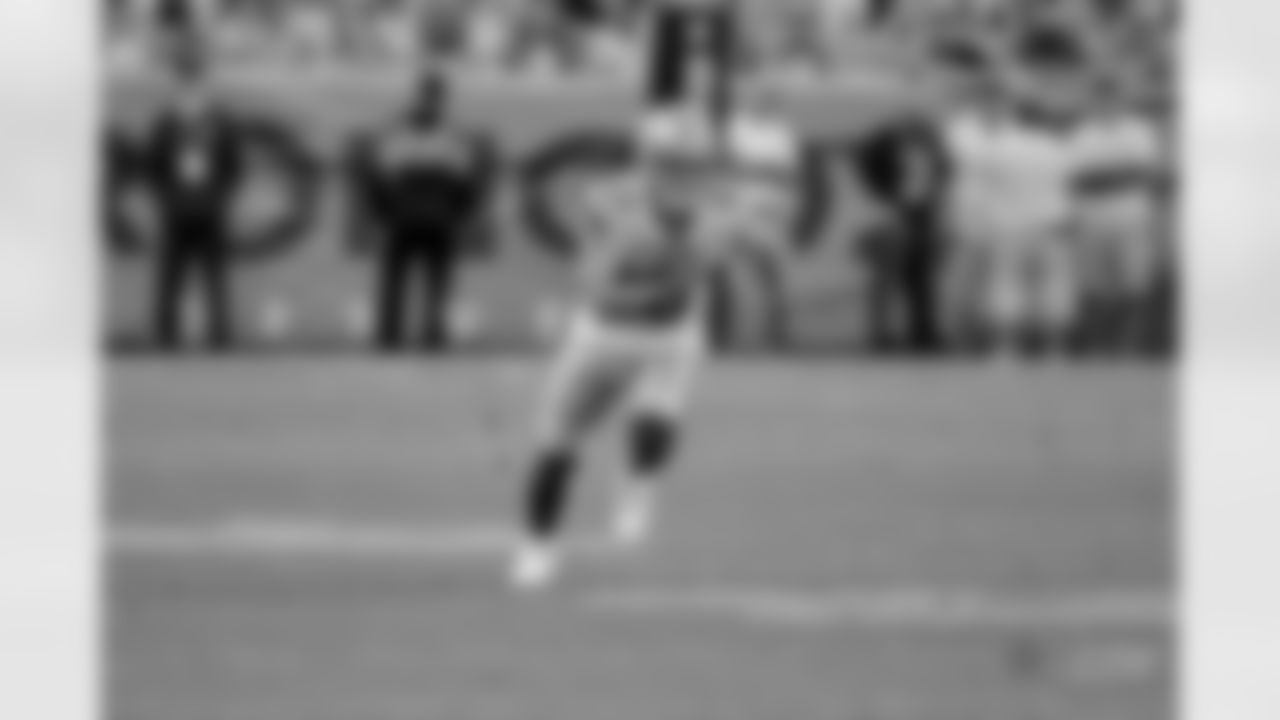 st-20170917_dal_ryan_switzer_selects_jj44616.jpg