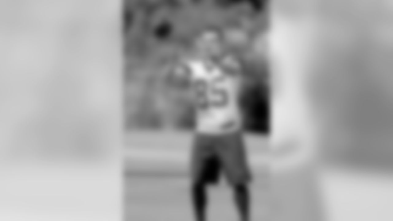 20160506_dal_rookie_morning_quickies017.jpg