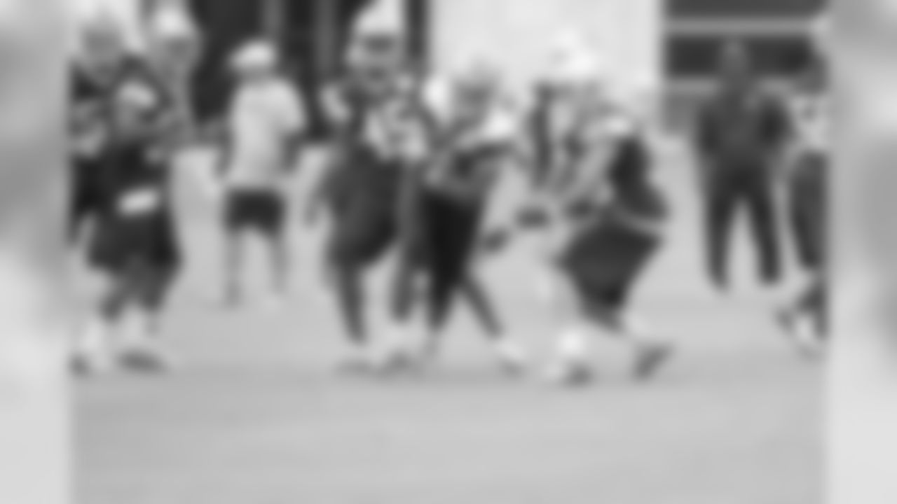 temp20130529_DAL_OTA_quickies51.jpg