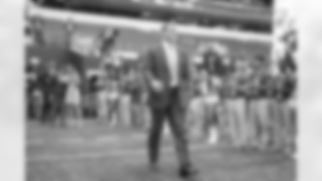 temp20140827_DAL_Kickoff_Luncheon_quickies039.jpg