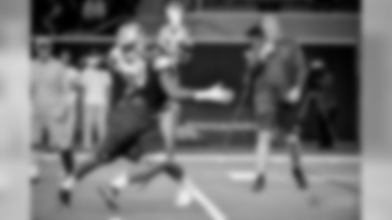 20180823_Training Camp_Demarcus Lawrence_Selects_JJ_019330