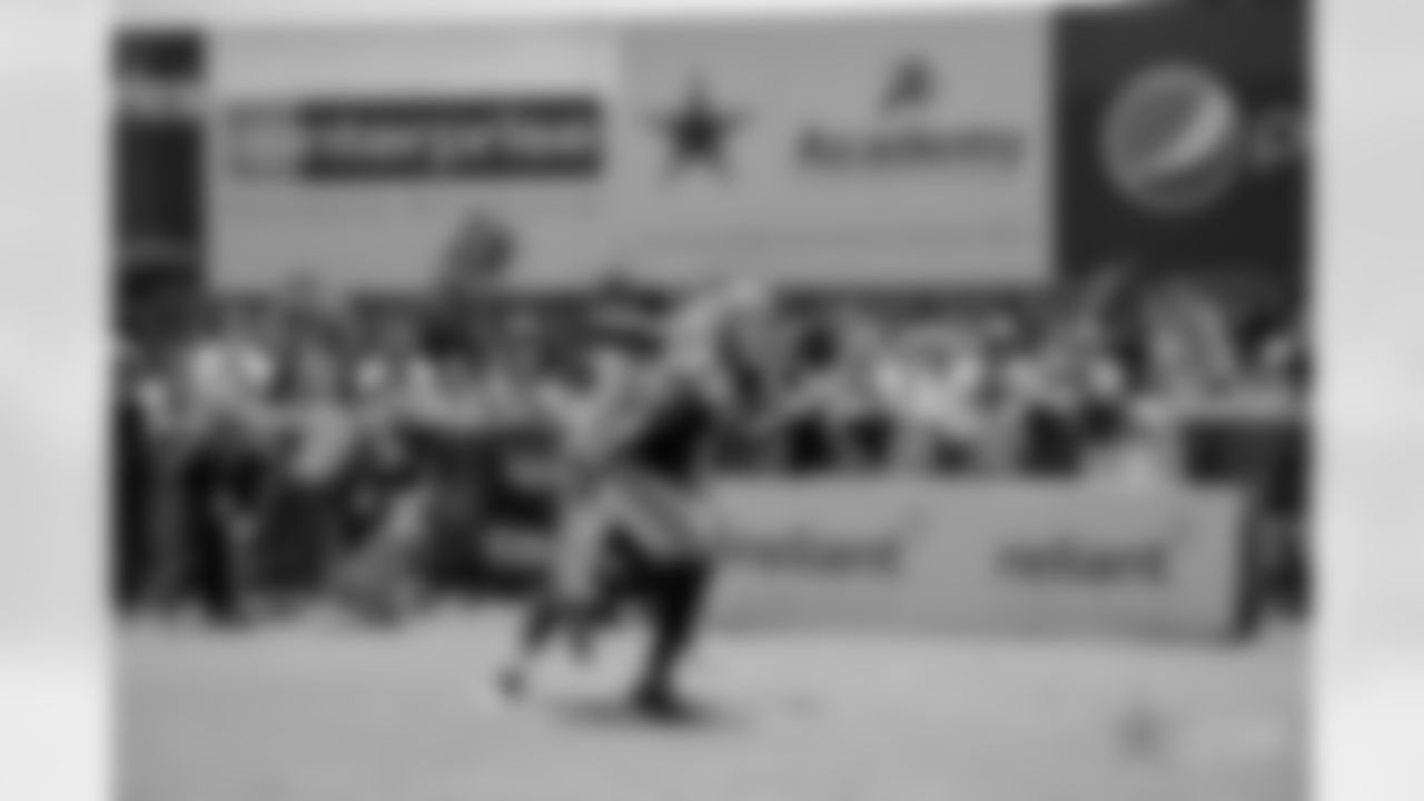 20170810_dal_dez_bryant_selects_jj29228.jpg
