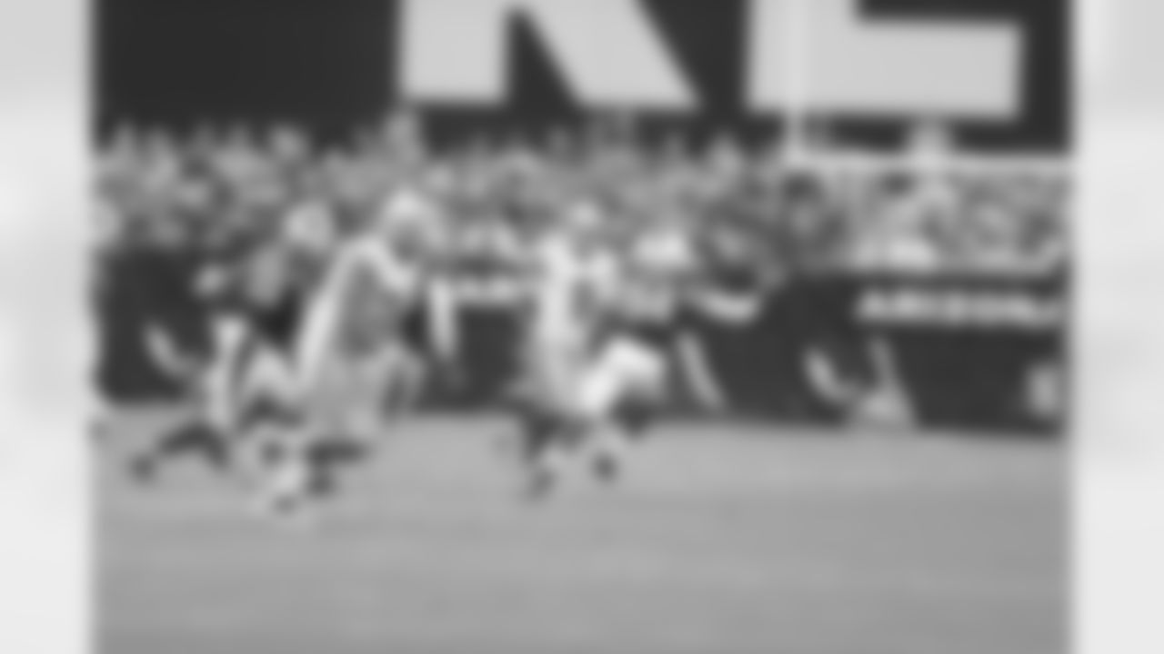 temp20130817_DAL_AZ_quickies077.jpg