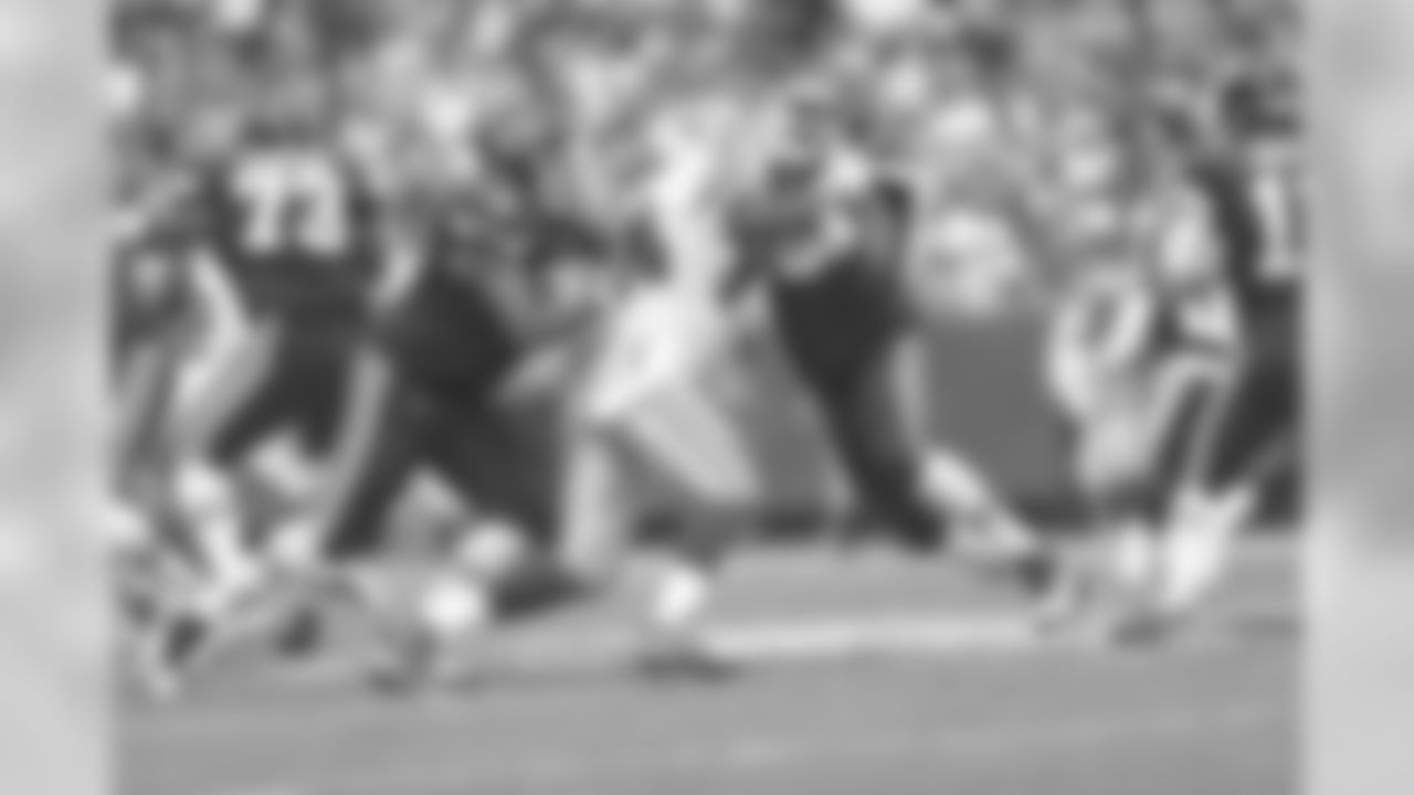 temp20130915_DAL_KC_quickies105.jpg