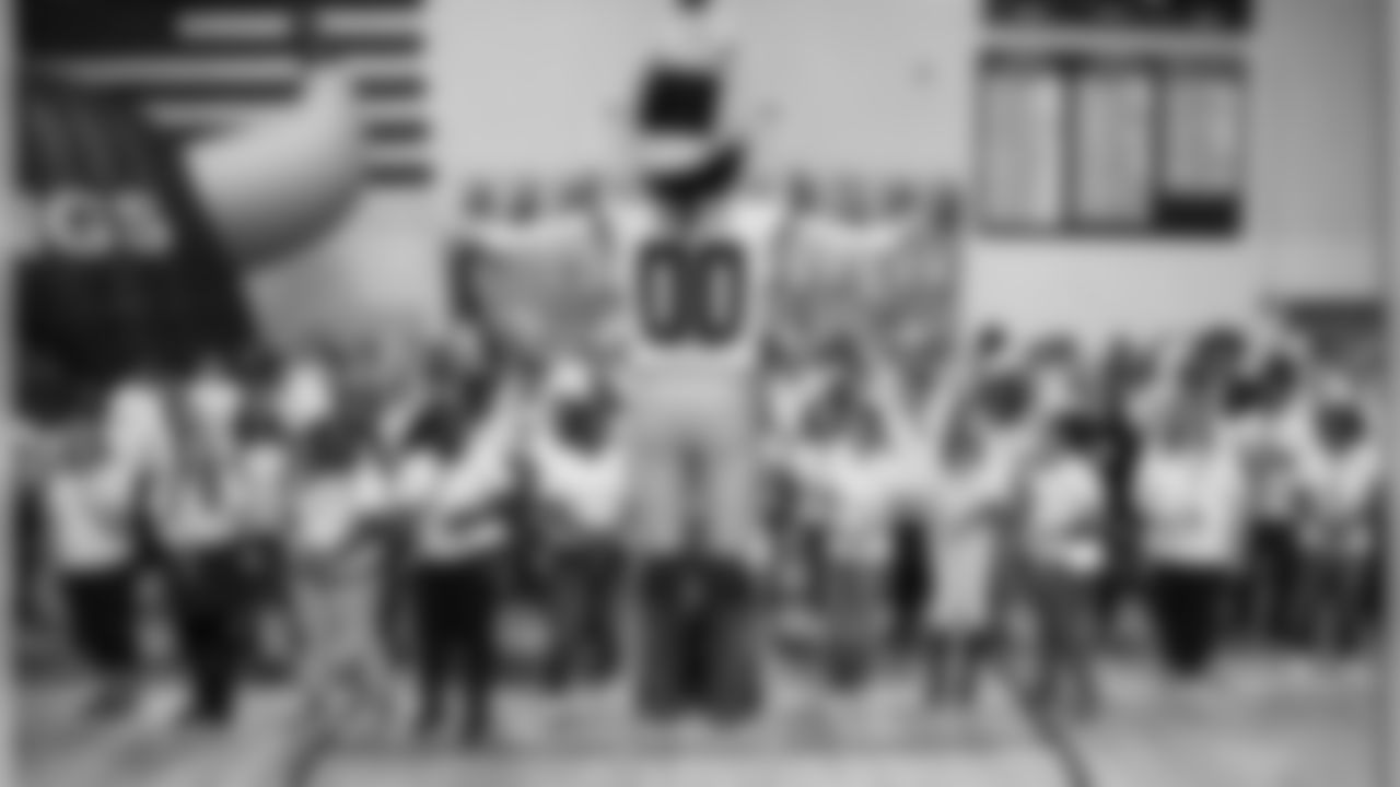 rowdy_photo_-_conducter_2015_0.jpg