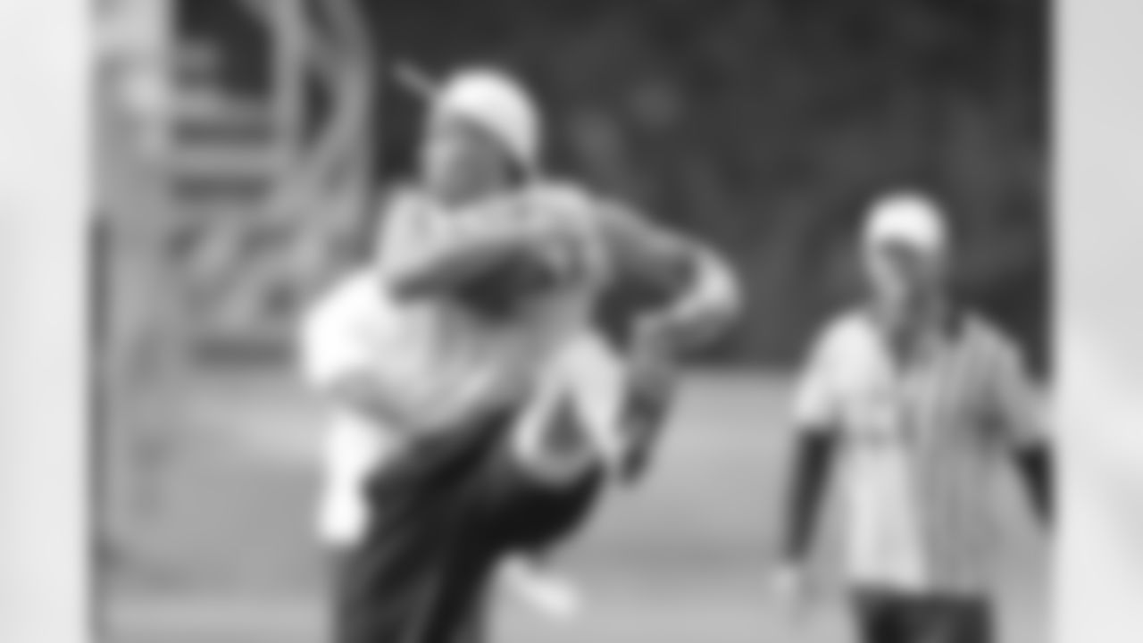 temp20140612_DAL_CowboysU_quickies044.jpg