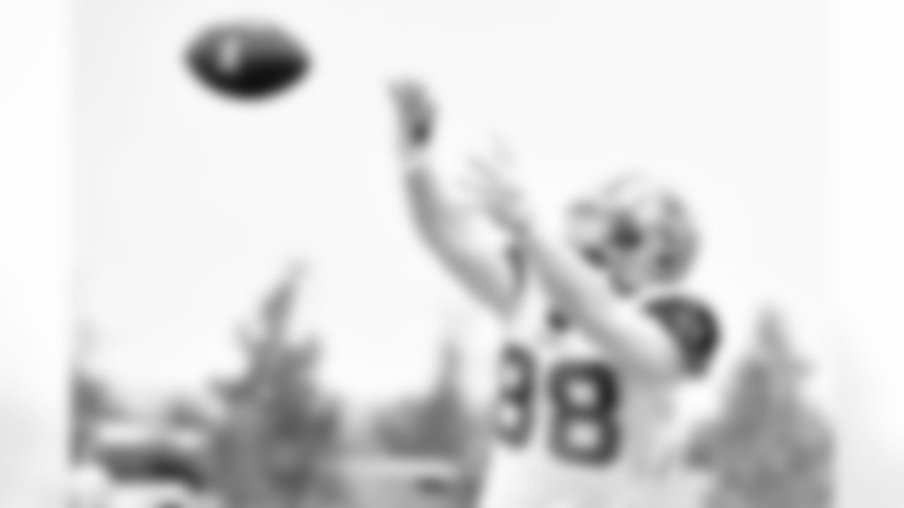 20161214_practice_selects_jj14269.jpg