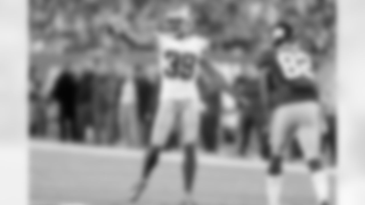 carr_20141123_dal_nyg_quickies222.jpg