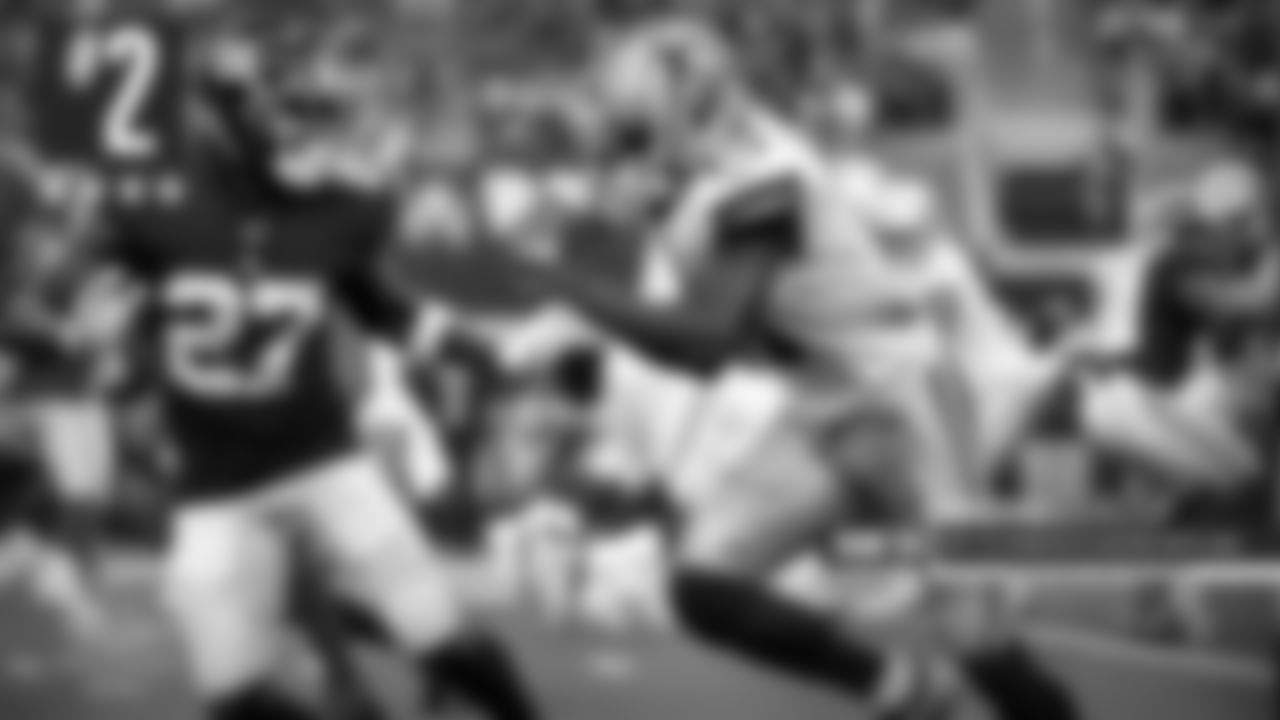 2. Michael Gallup – What a breakout game for Gallup, who caught every one of his seven targets, for a career-high 158 yards. Even his 13-yard catch over the middle on third-and-4 led to a touchdown. That was one of several big plays Gallup made as he opened his second NFL season. He looked more than just a complementary receiver next to Cooper.