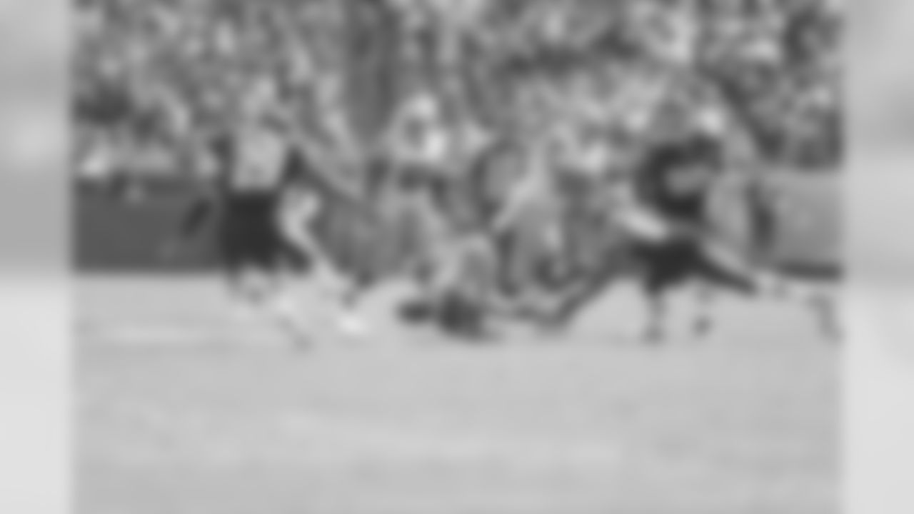 temp20130915_DAL_KC_quickies139.jpg