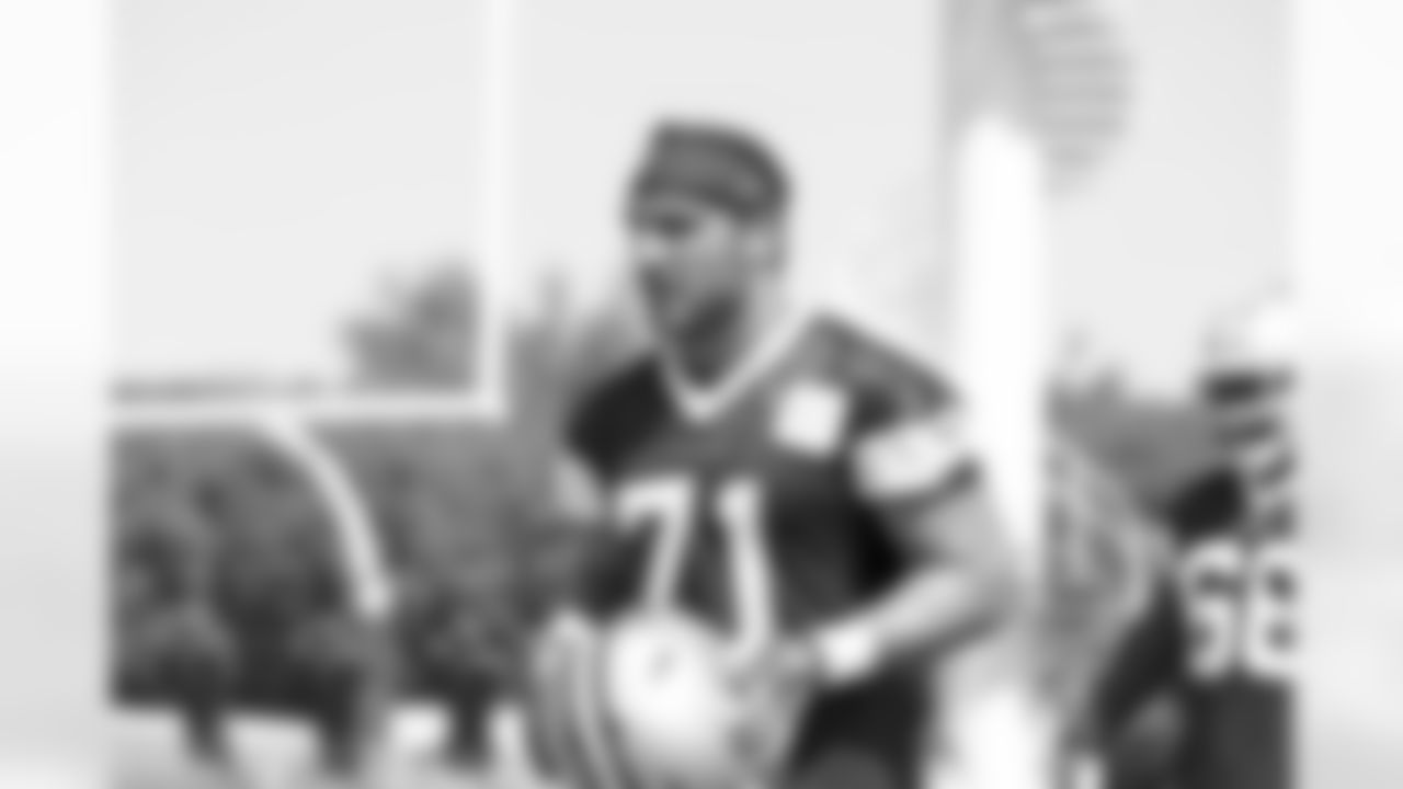 temp20140516_DAL_rookies_camp_quickies009.jpg