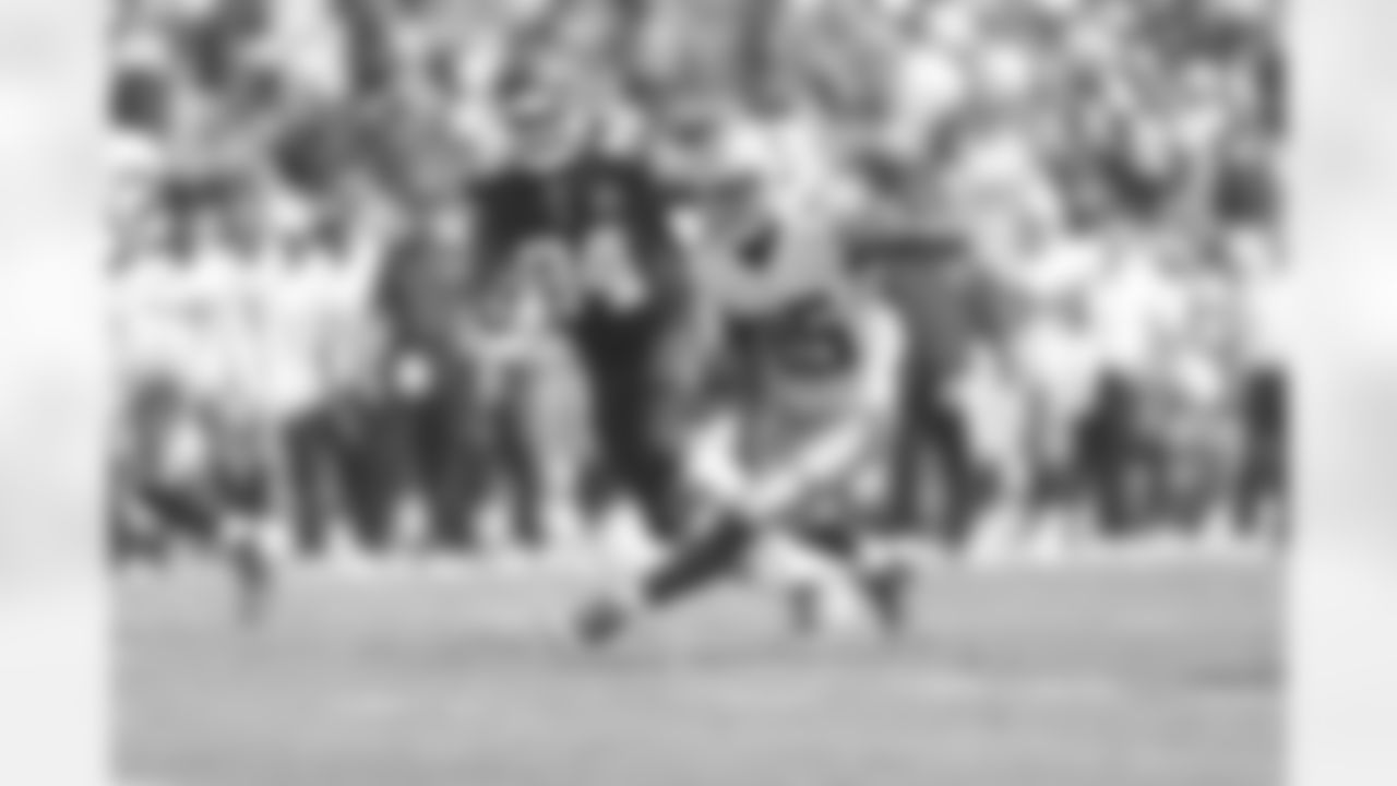 temp20130915_DAL_KC_quickies126.jpg