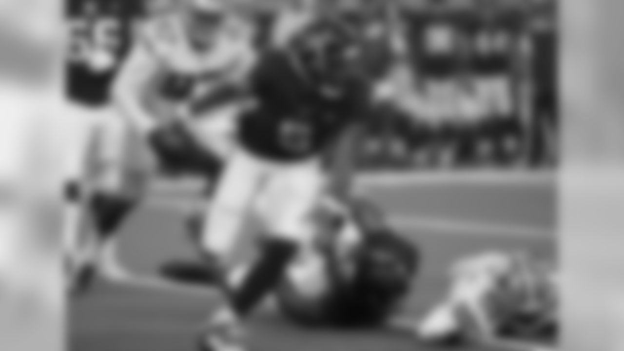 Houston Texans' Joe Webb (5) scrambles out of the pocket in the first half of a preseason NFL football game against the Dallas Cowboys in Arlington, Texas, Saturday, Aug. 24, 2019. (AP Photo/Ron Jenkins)