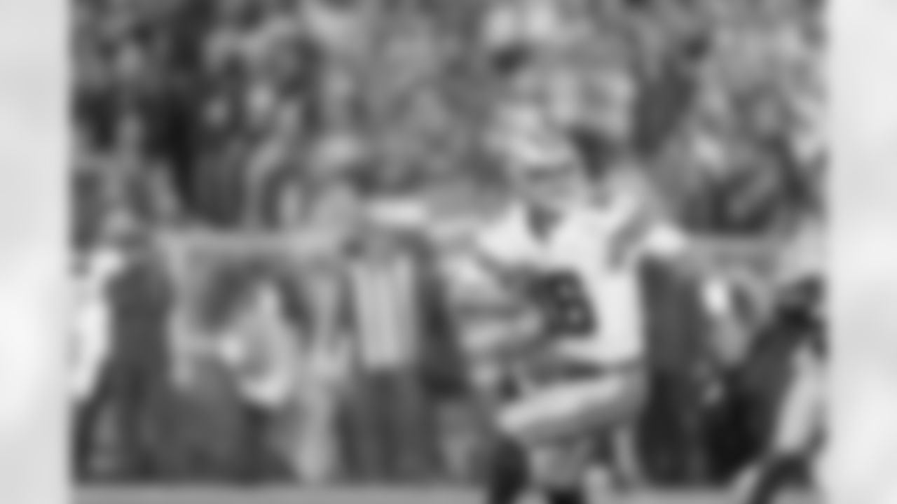 20151213_dal_gb_quickies160.jpg