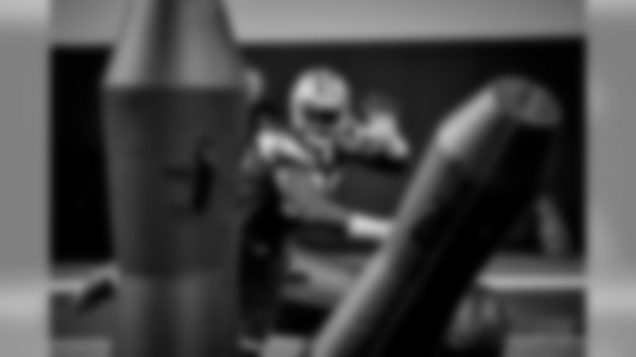 20180823_Training Camp_Demarcus Lawrence_Selects_JJ_019313