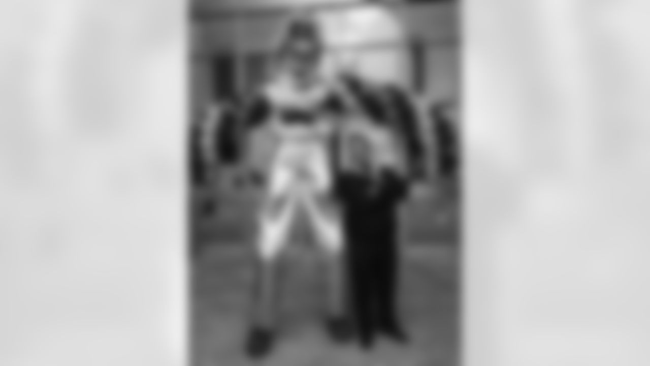 rowdy_photo_-_stilts_with_dr._pena_0.jpg