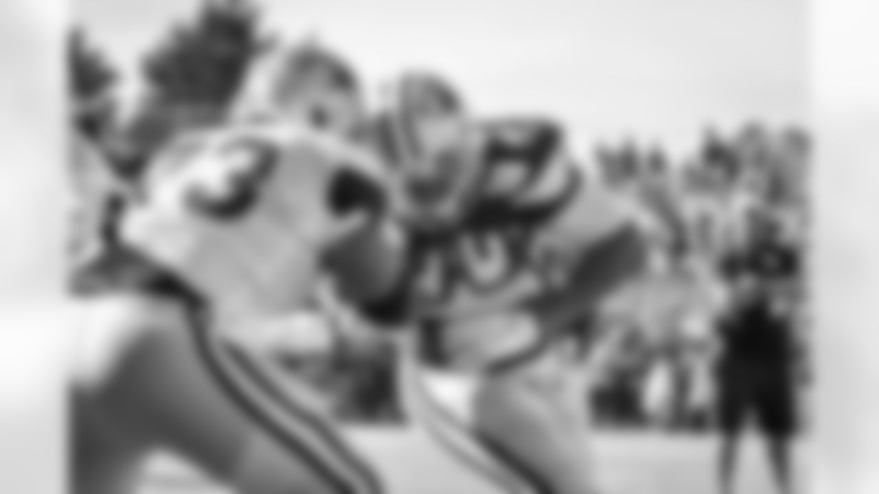 08022015_training_camp_afternoon_bernardeau_hardy_jj858.jpg