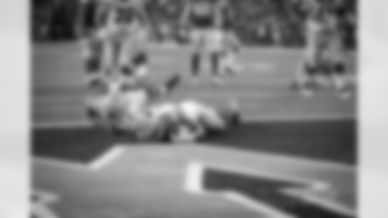 2010115_gb_dal_quickies286.jpg