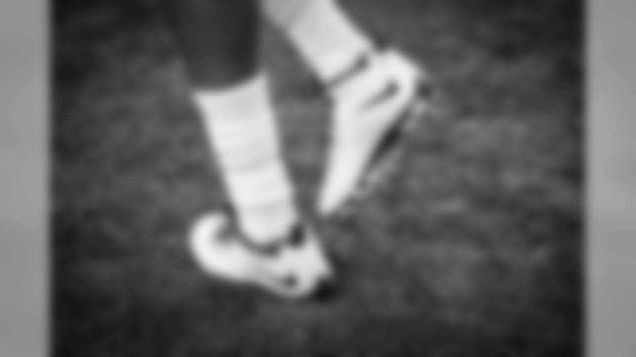 street_shoes.jpg