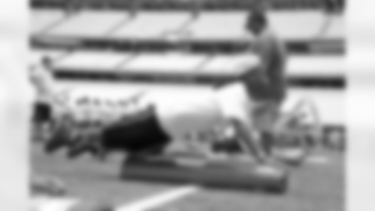 temp20140816_DAL_Moms_Safety_Clinic_quickies045.jpg