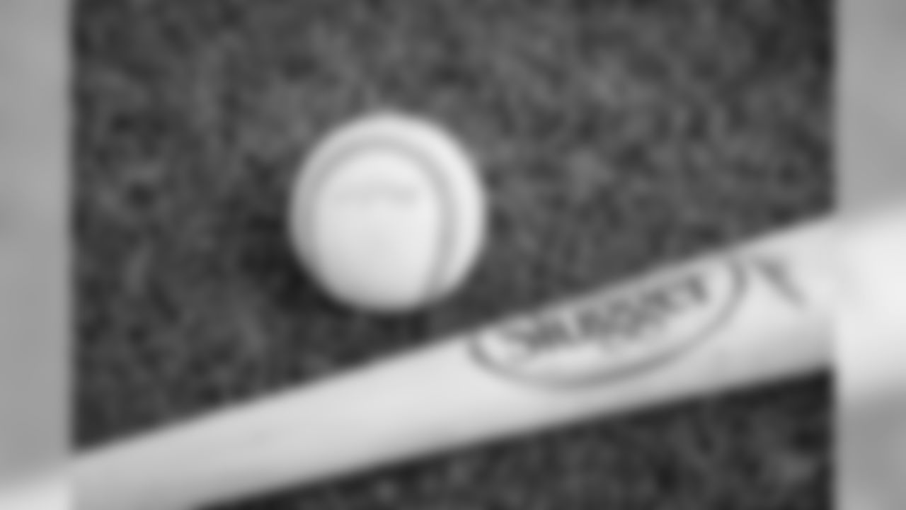 Heroes-Baseball-3