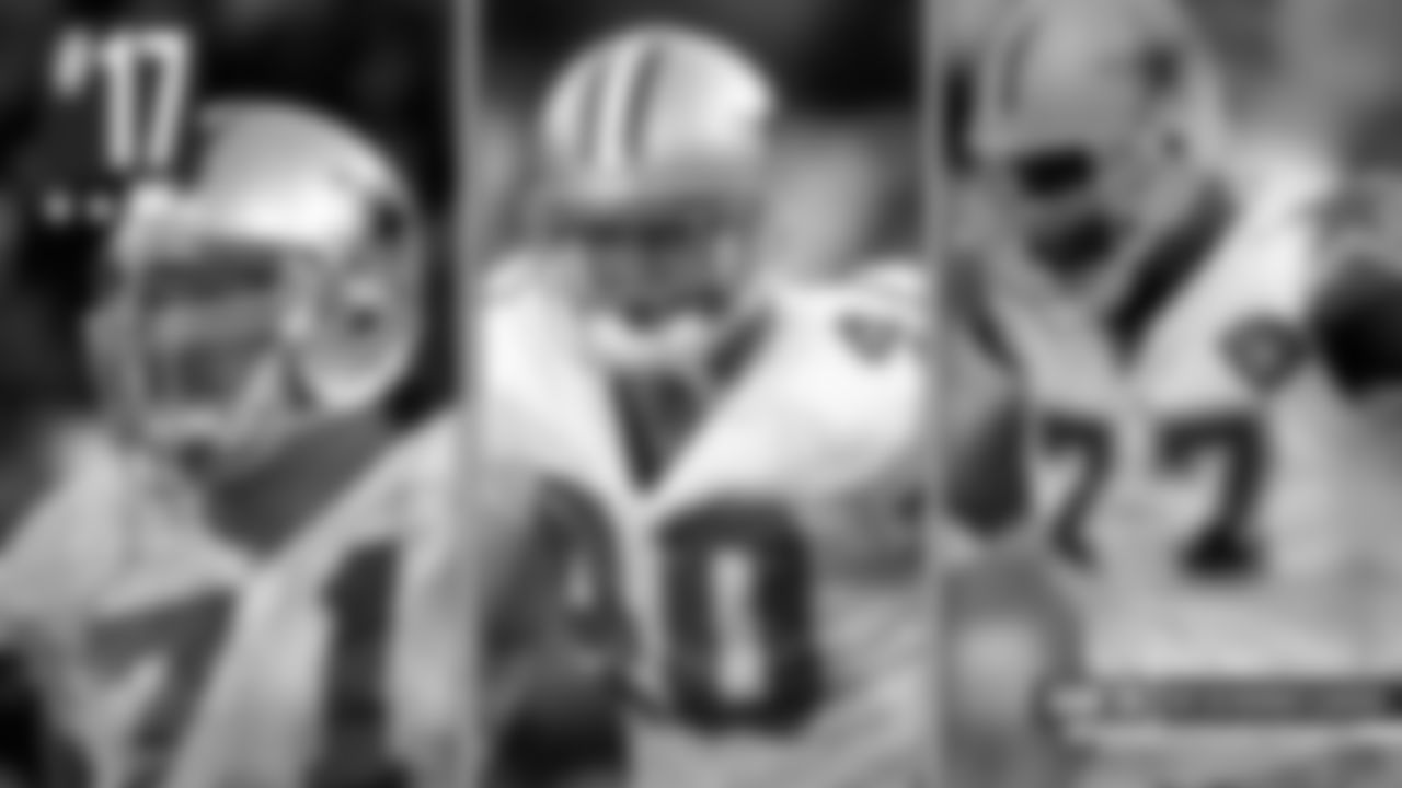 No. 17 – 1983 Class
While the chance to draft Dan Marino puts a damper on the first round, Jim Jeffcoat had a great career, playing 15 seasons, mostly in Dallas. What stands out even more is getting a pair of undrafted free agents that also played 15 seasons each in Mark Tuinei (a converted defensive lineman) and safety Bill Bates, who changed the way special teams players were valued.