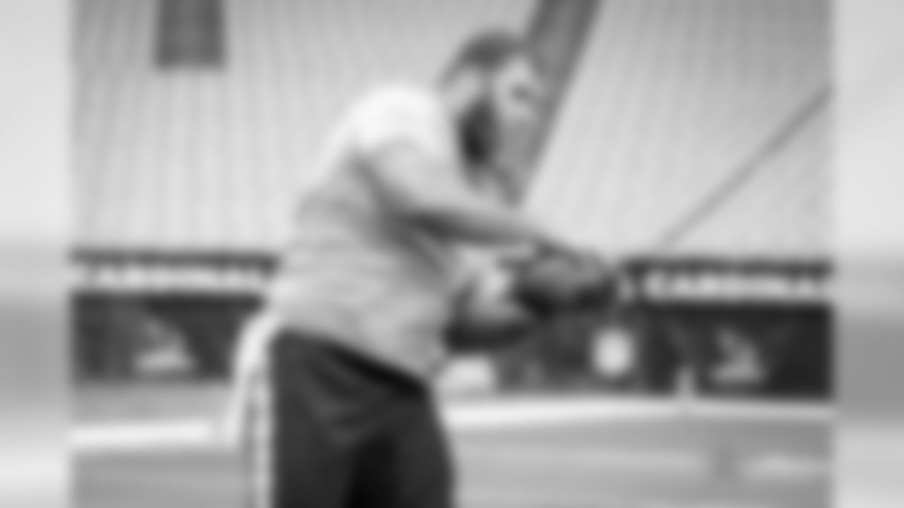25 September 2017: Travis Frederick (72)
of the Dallas Cowboys during their week 3 regular season 28-17 win over the Arizona Cardinals at University of Phoenix Stadium in Glendale, Arizona. Photo by James D. Smith/Dallas Cowboys
