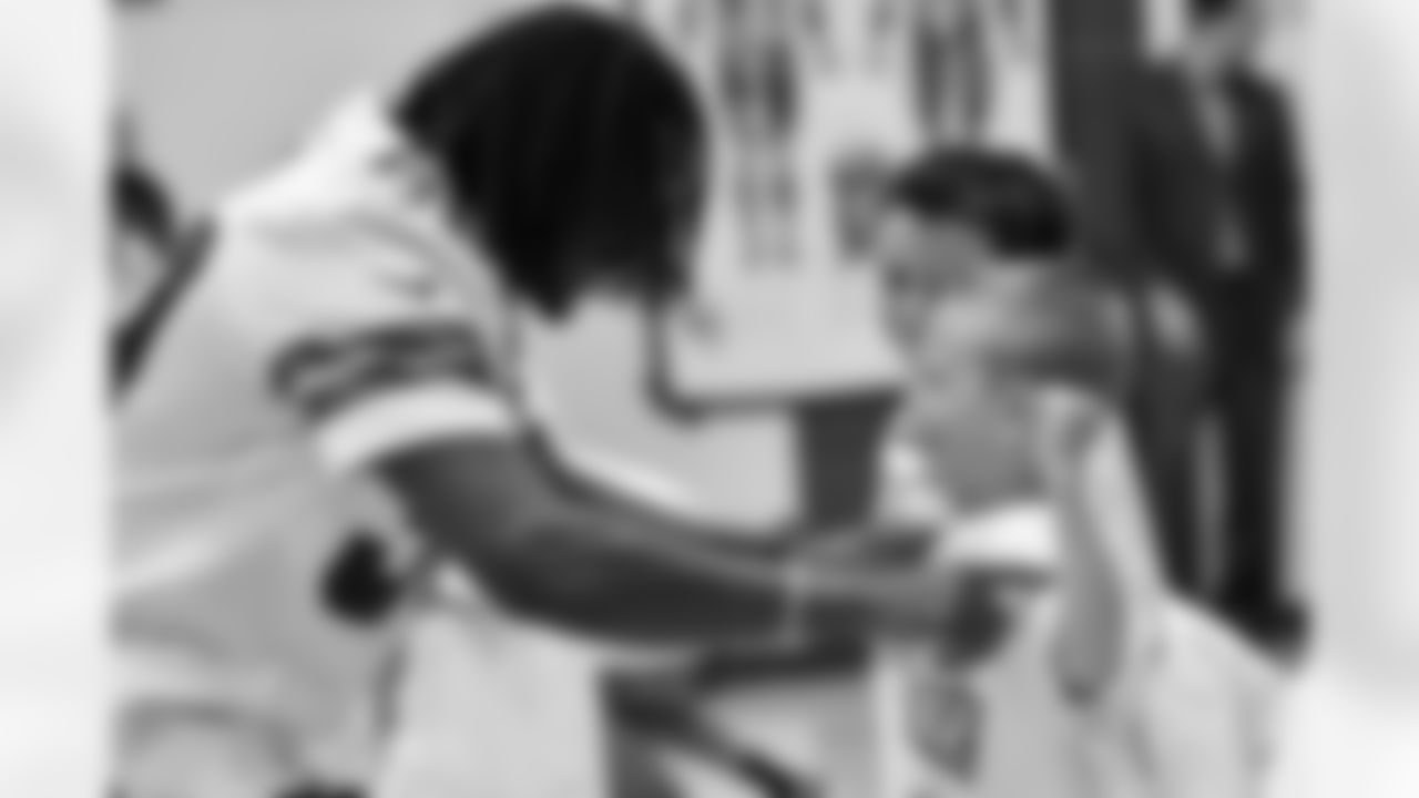 20160920_nfl_play_60_selects_jj0237.jpg