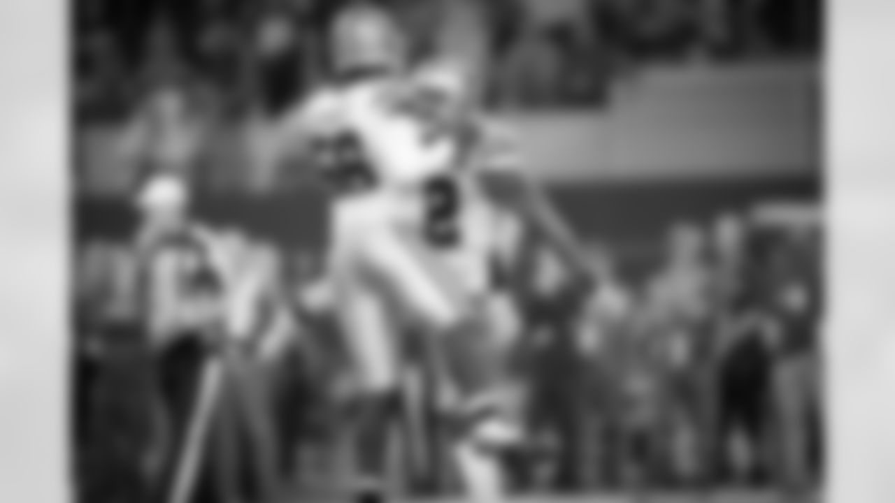 2010115_gb_dal_quickies260.jpg
