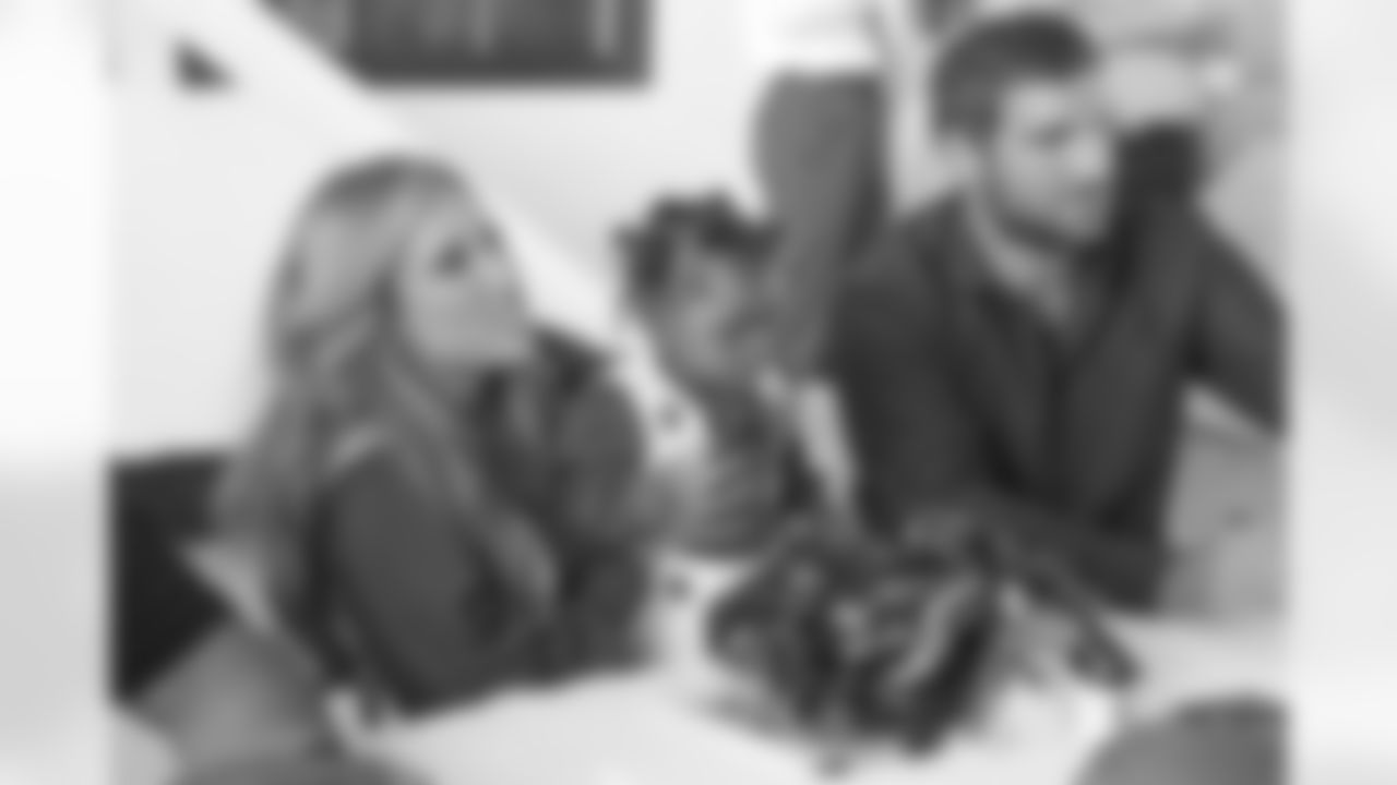 20150728_dal_pointmugu_cheers01.jpg